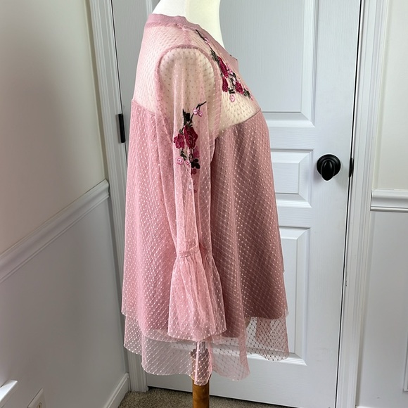 NWT NY Collection Embroidered Blouse - Picture 4 of 12